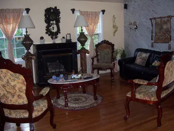 420 Winthrop Ave, Mount Ephraim Boro, NJ 08059