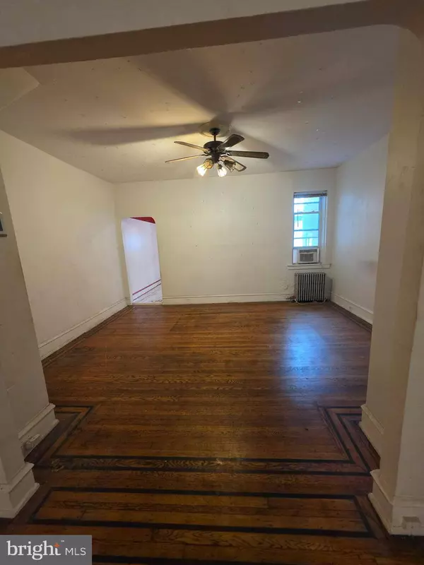 5713 N 12TH ST, Philadelphia, PA 19141