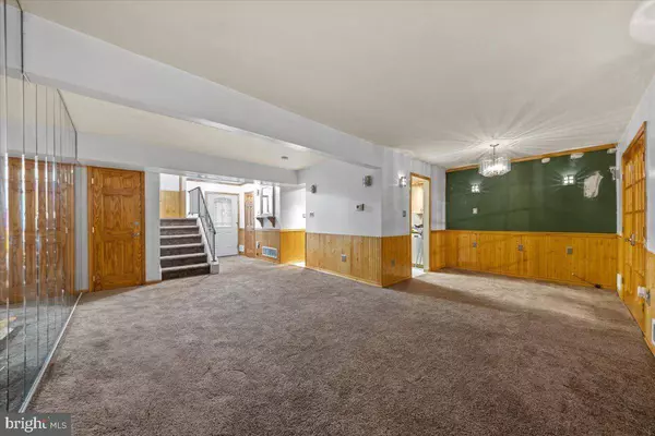 56 GREENWICH DR, Westampton, NJ 08060