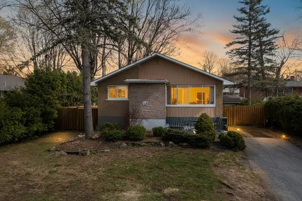 19 14e Rue, Montréal (pierrefonds-roxboro), QC H8Y1M1