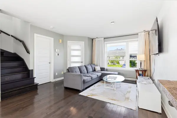 33 Rue McDiarmid, Mercier, QC J6R0E3