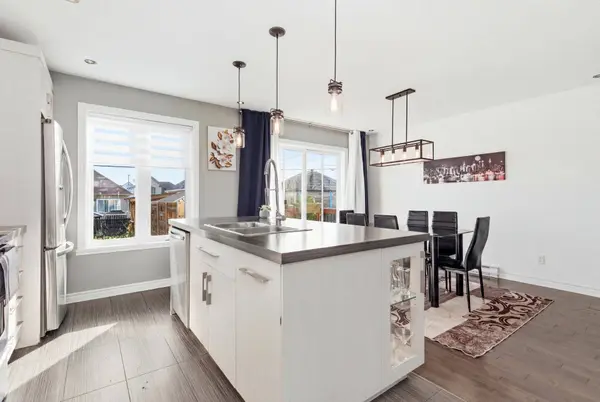 33 Rue McDiarmid, Mercier, QC J6R0E3