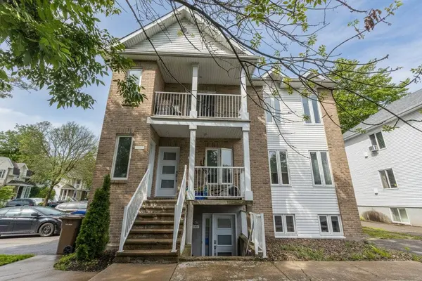 108 -112 Rue Félix-Antoine-Savard, Blainville, QC J7C5K7