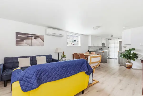 108 -112 Rue Félix-Antoine-Savard, Blainville, QC J7C5K7
