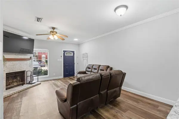 212 Samuel Boulevard #3, Coppell, TX 75019