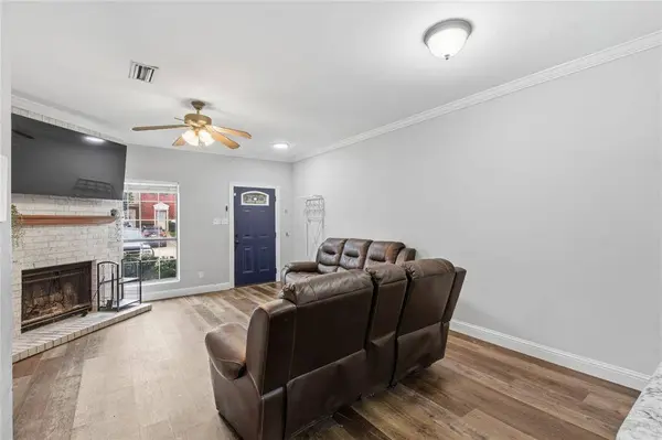 212 Samuel Boulevard #3, Coppell, TX 75019
