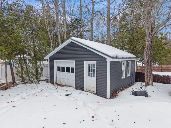 43 Westwood AVE, Millinocket, ME 04462