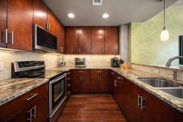 360 Nueces St ##2509, Austin, TX 78701-4119