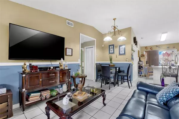 7842 W 34TH LN #202, Hialeah, FL 33018