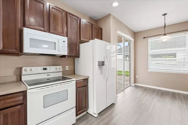 3817 BLUE DASHER DR, Kissimmee, FL 34744