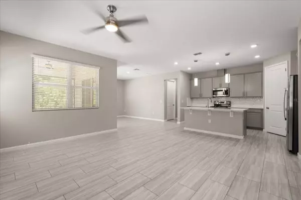 4028 SOUTHERN VISTA LOOP, St Cloud, FL 34769