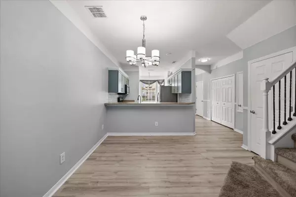 1236 S BEACH CIR, Kissimmee, FL 34746