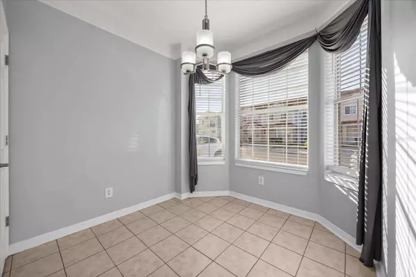 1236 S BEACH CIR, Kissimmee, FL 34746