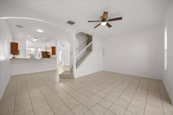 1286 S BEACH CIR #1286, Kissimmee, FL 34746