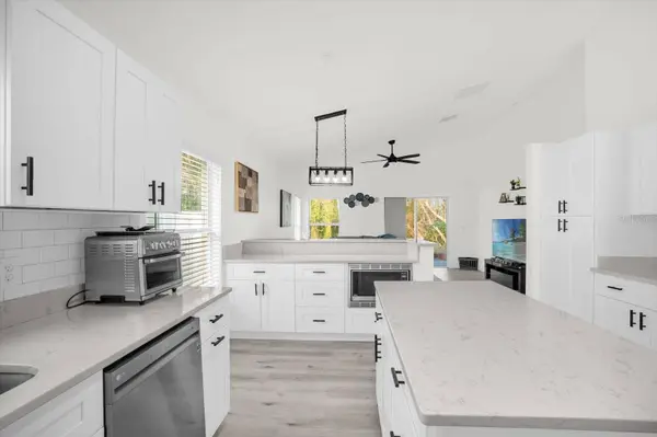 2037 DARLIN CIR, Orlando, FL 32820