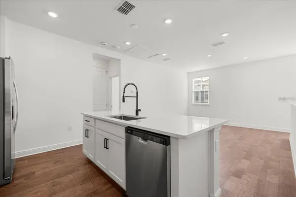 10032 HULSE ALY, Orlando, FL 32827