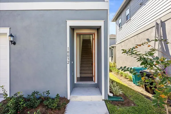 10032 HULSE ALY, Orlando, FL 32827