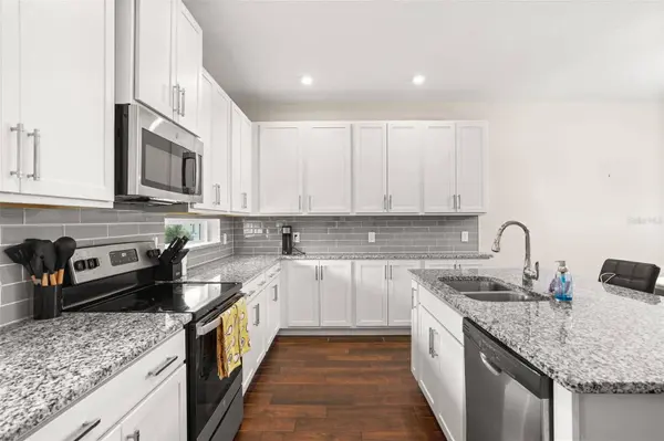 14229 KELLOGG AVE, Orlando, FL 32827