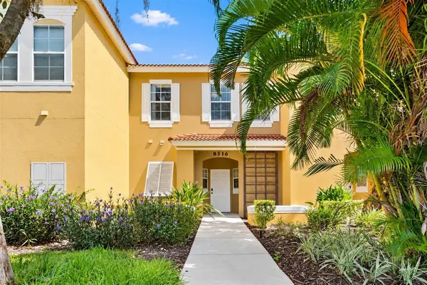 8516 CRYSTAL COVE LOOP