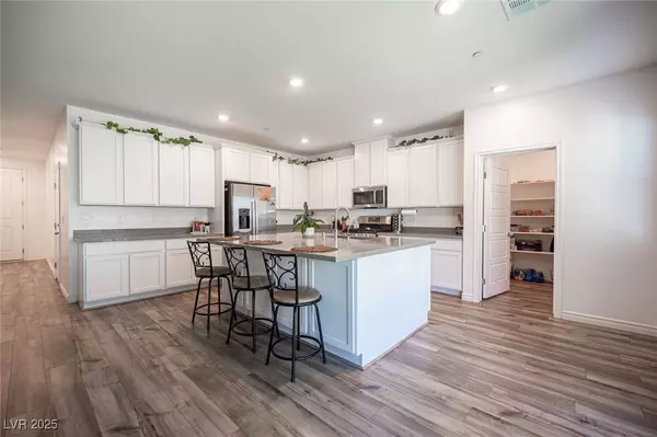 9256 Alden Pointe CT, Las Vegas, NV 89143