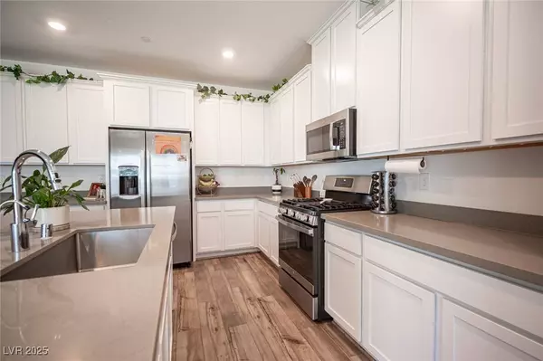 9256 Alden Pointe CT, Las Vegas, NV 89143