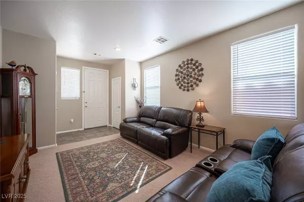 4162 Great Egret LN, North Las Vegas, NV 89084