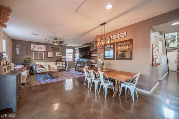 3216 Outrider CT, North Las Vegas, NV 89031