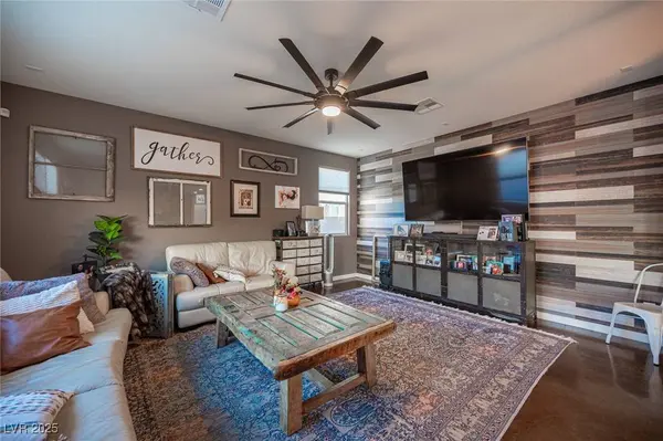 3216 Outrider CT, North Las Vegas, NV 89031