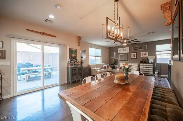 3216 Outrider CT, North Las Vegas, NV 89031