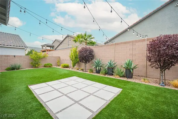 3912 Grazing Gazelle AVE, North Las Vegas, NV 89084
