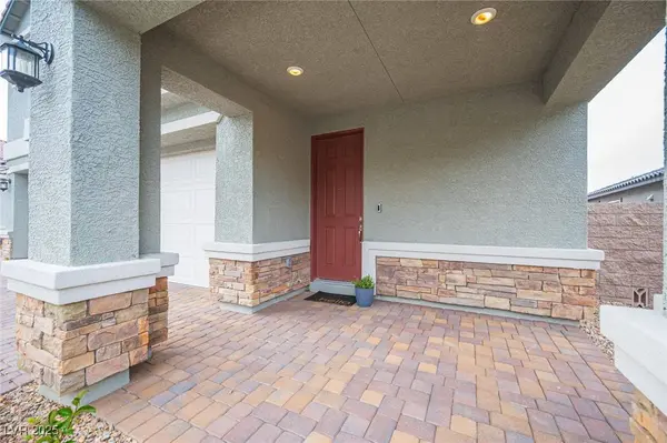 3912 Grazing Gazelle AVE, North Las Vegas, NV 89084
