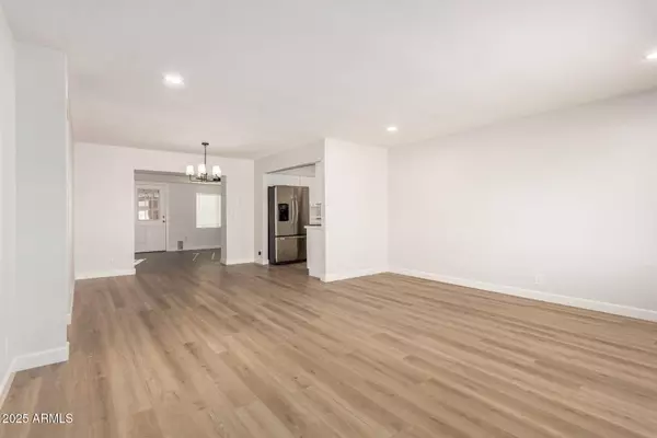 4749 E EDGEWOOD Avenue, Mesa, AZ 85206