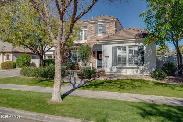 2812 E WASHINGTON Court, Gilbert, AZ 85234