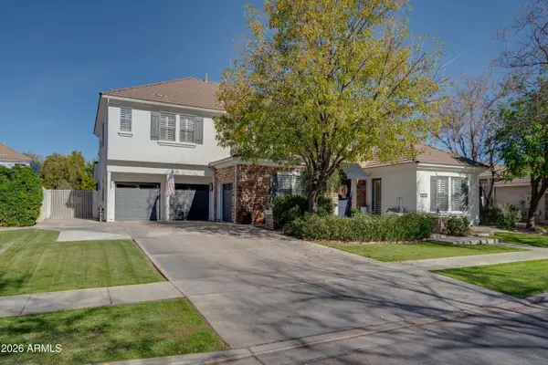 2812 E WASHINGTON Court, Gilbert, AZ 85234