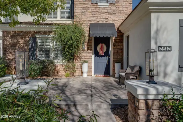 2812 E WASHINGTON Court, Gilbert, AZ 85234