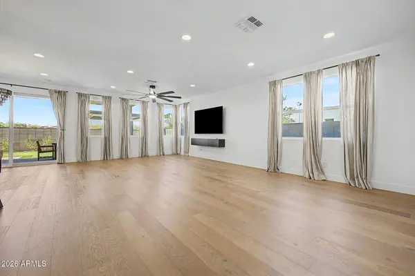 10262 E UTAH Avenue, Mesa, AZ 85212