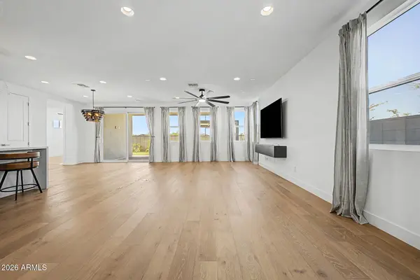 10262 E UTAH Avenue, Mesa, AZ 85212