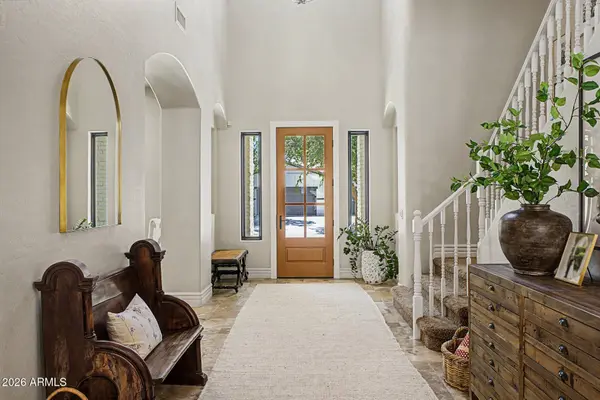 2950 E COMSTOCK Drive, Gilbert, AZ 85296