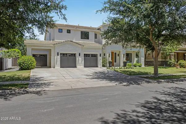 2950 E COMSTOCK Drive, Gilbert, AZ 85296