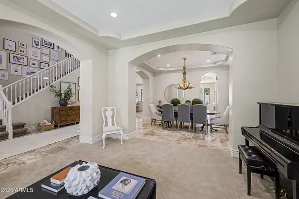2950 E COMSTOCK Drive, Gilbert, AZ 85296