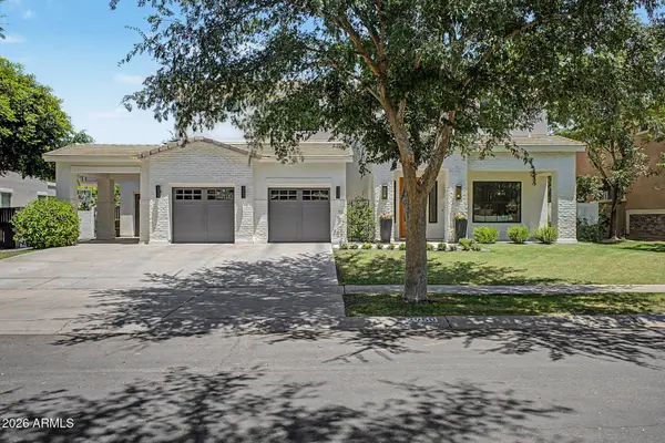 2950 E COMSTOCK Drive, Gilbert, AZ 85296