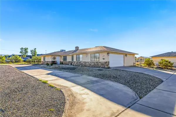1724 E Joy LN, Fort Mohave, AZ 86426