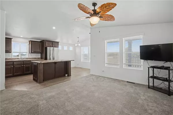 3058 W Carmichael RD, Golden Valley, AZ 86413