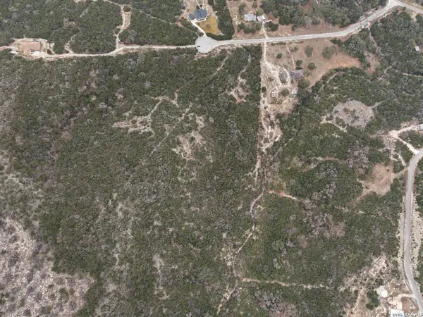 175 County Road 2765, Mico, TX 78056