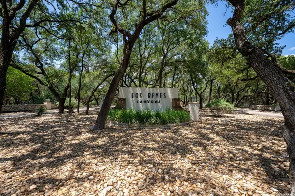 16188 REVELLO DR, Helotes, TX 78023
