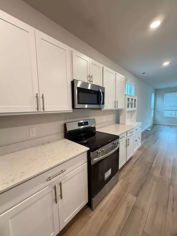 677 Birdie Dr, Spring Hill, TN 37174