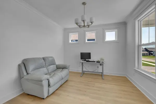 698 Conifer Dr, Spring Hill, TN 37174