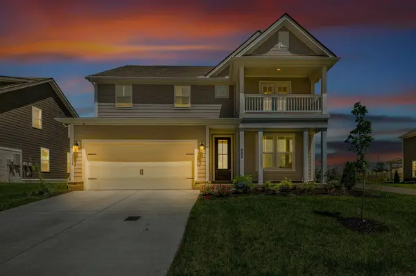 698 Conifer Dr, Spring Hill, TN 37174