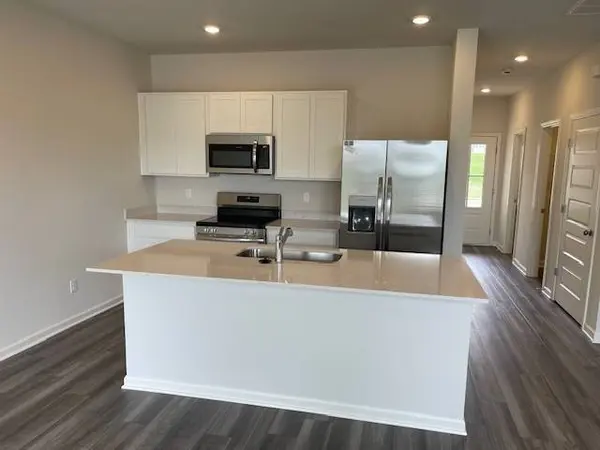 827 Big Bend Ct, White House, TN 37188