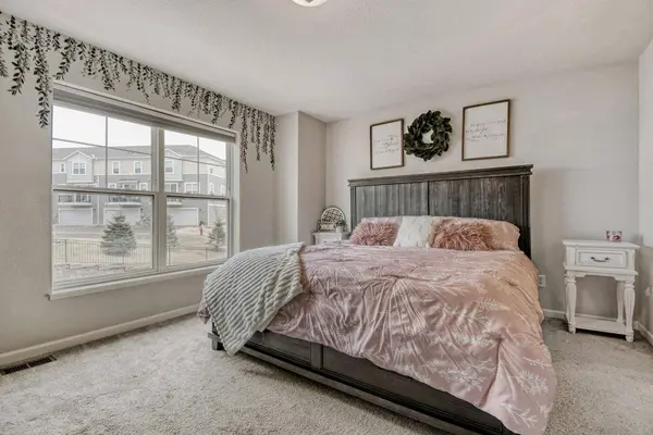 2214 Gateway Curve, Saint Paul, MN 55109